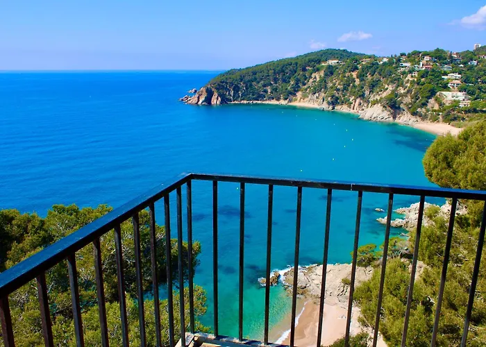 s Cala Llevado